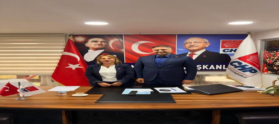 CHP Sultangazi’de Kadın Kollarında Yeni Dönem: Elmas Gürlevik Karakütük Göreve Atandı