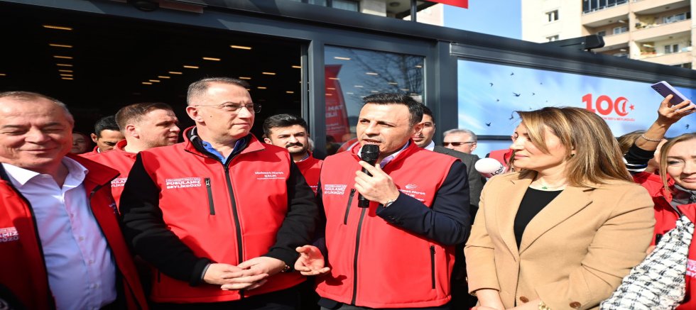 Cumhuriyet Halk Partisi İstanbul İl Başkanı Özgür Çelik'ten İstanbullulara oy kullanma çağrısı: Demokrasiye sahip çıkın 
