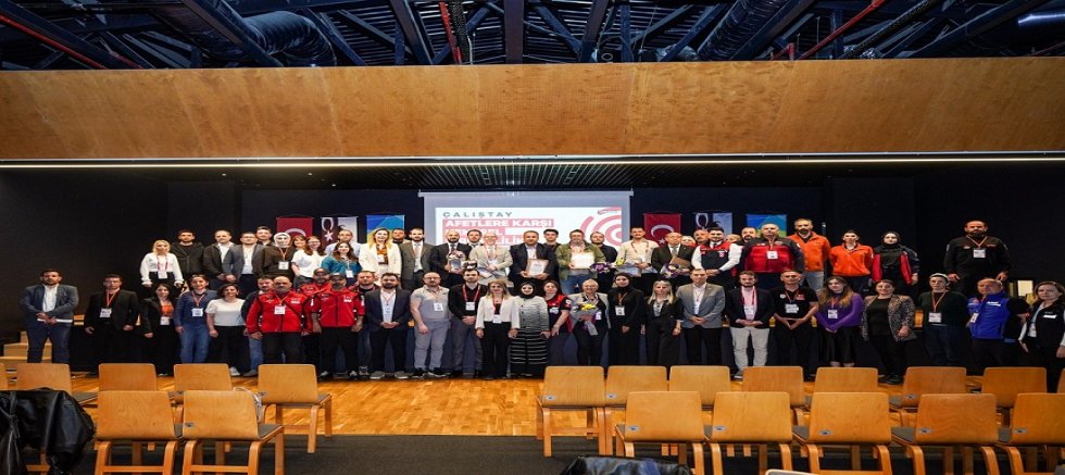 DEPREMİN TÜM BOYUTLARI BEYLİKDÜZÜ’NDE MASAYA YATIRILDI