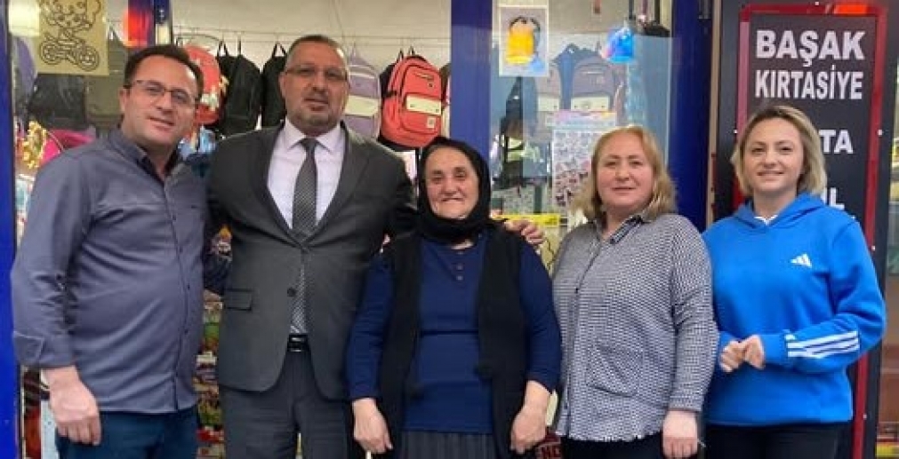 Erdal Nas’tan Sultangazi’de Yeni Açılan Başak Kırtasiye’ye Ziyaret