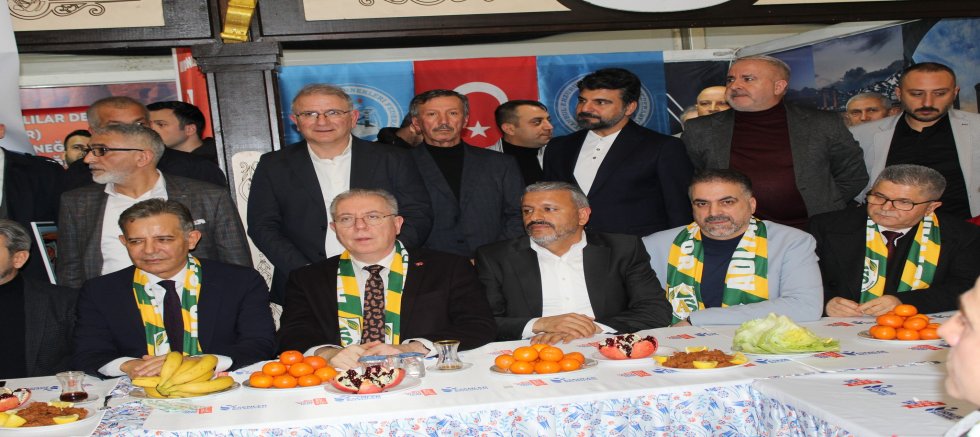 Esenler’de Dev Organizasyon: Siyaset ve STK Dünyası Sahurda Buluştu