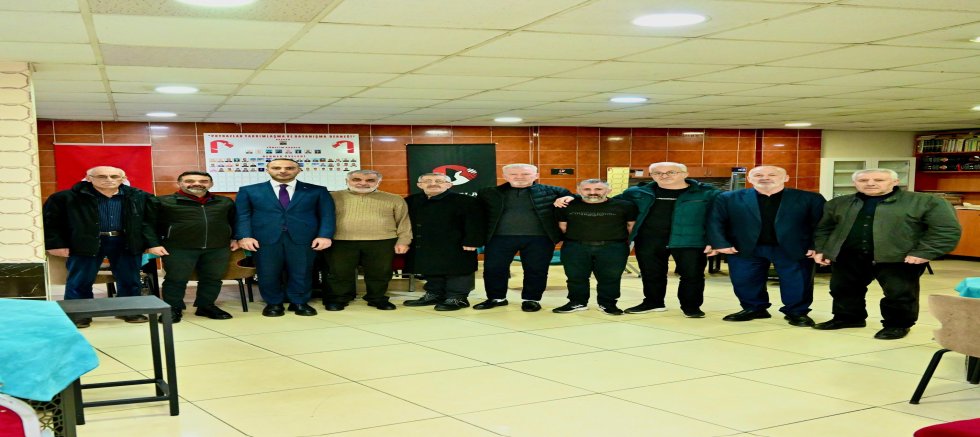 Gaziosmanpaşa Belediye Başkan Vekili Eray Karadeniz’den Poyrazlar Derneği’ne Ziyaret