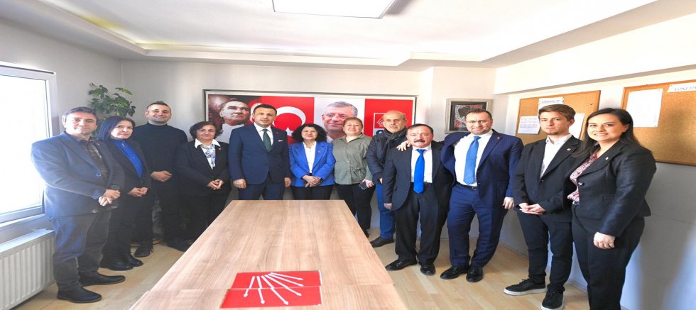 Gaziosmanpaşa CHP’de Flaş Gelişme: 15 Yönetici İstifa Etti, İlçe Yönetimi Düştü