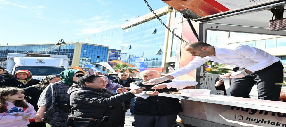 Gaziosmanpaşa’da 6 Şubat Deprem Şehitleri İçin Dualar Edildi, 11 Bin Lokma Dağıtıldı