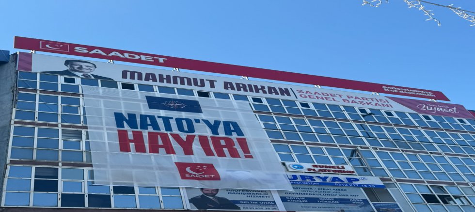 Gaziosmanpaşa’da “NATO’ya Hayır!” Afişi Asıldı
