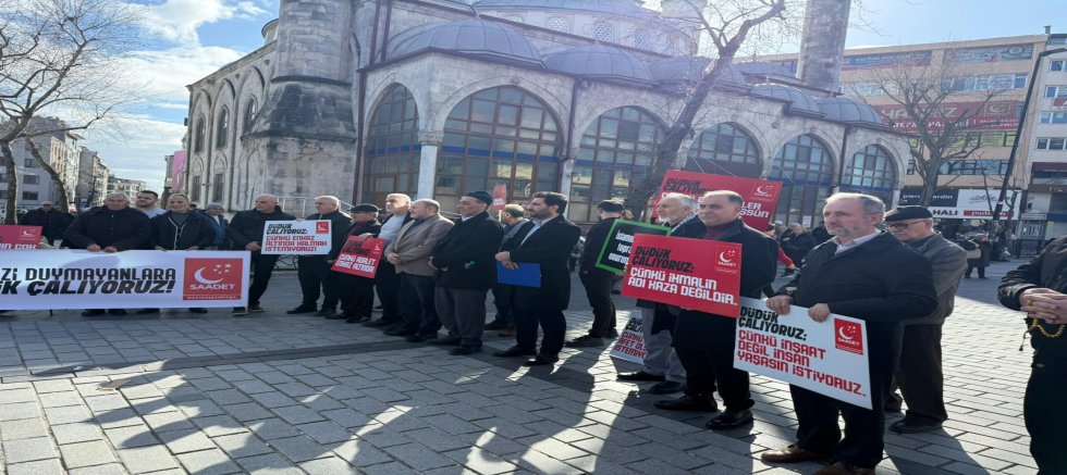 Gaziosmanpaşa’da Saadet Partisi’nden “Sesimizi Duymayanlara Düdük Çalıyoruz” Eylemi