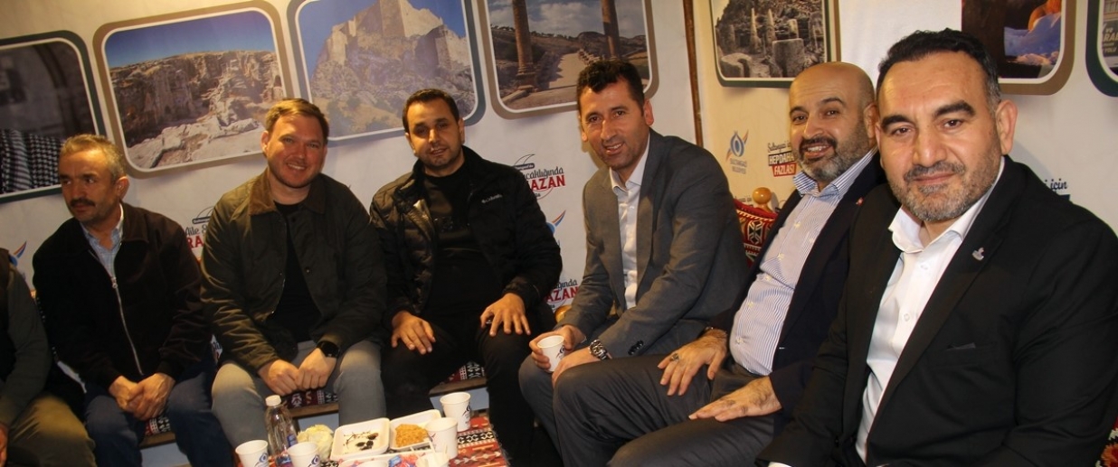  Hakan Mamaş Ramazan’ın Manevi Atmosferini Vatandaşlarla Paylaştı