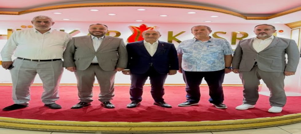 Hünkâr Kasrı'na Anlamlı Ziyaret: Başkan Yardımcısı Mehmet Yiğit ve Meclis Üyeleri Mustafa Terzi ile Buluştu