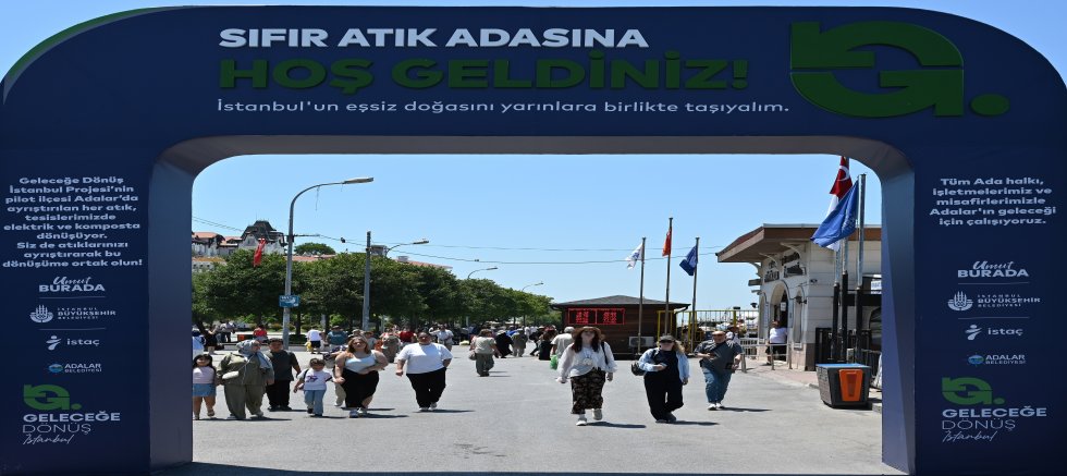 İBB'DEN TÜRKİYE'DE BİR İLK: YENİ NESİL SIFIR ATIK DÖNEMİ