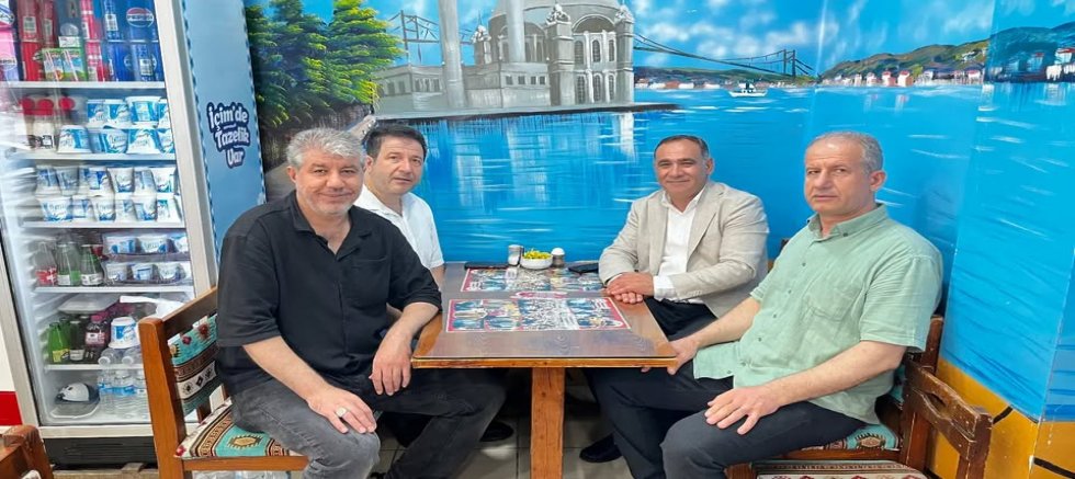 İmdat Kamacı’dan Sanatçılar İbrahim ve Mevlüt Harikases’e Ziyaret