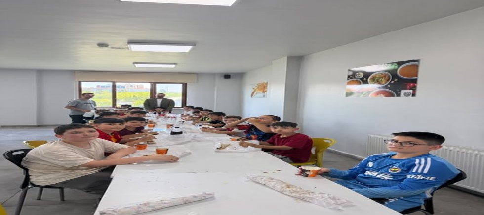 İstanbul Gençlerbirliği, Kur’an Kursu Öğrencilerini Spor ve Kardeşlik Ortamında Misafir Etti