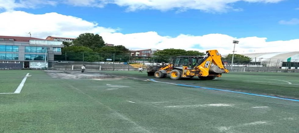 İstanbul Gençlerbirliği Spor Kulübü Tesislerini Yeniliyor: Halı Saha Zemin Çalışmaları Devam Ediyor