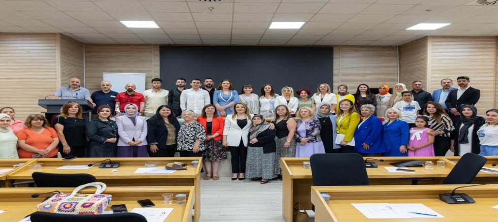 KA.DER Kürsü Diyarbakır’da Eşit Temsil İçin Kadınları Bir Araya Getirdi