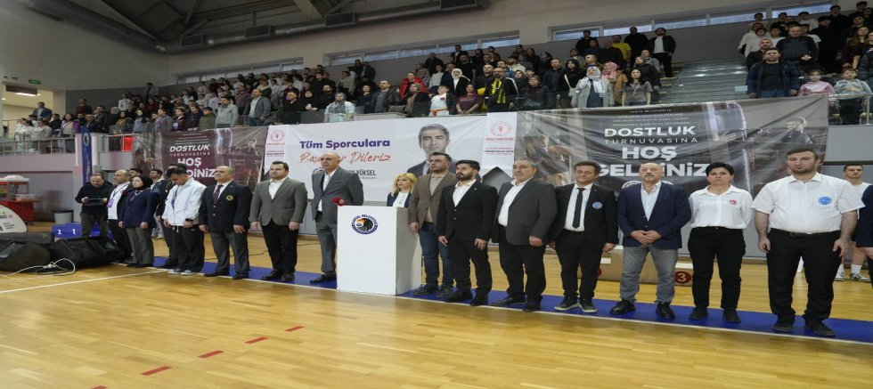 Kartal Belediyesi, “Karate ve Kick Boks Dostluk Müsabakası’na Ev Sahipliği Yaptı