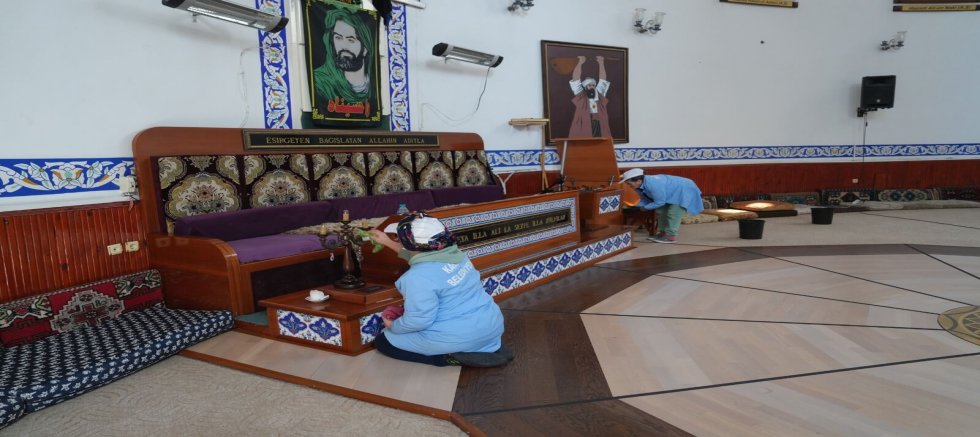 Kartal Belediyesi’nden İbadethanelerde Kapsamlı Temizlik ve Bakım Çalışması