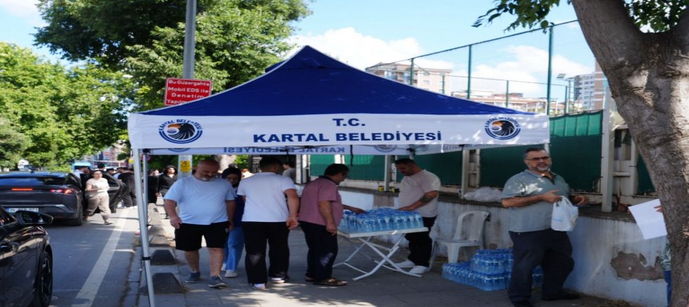 Kartal Belediyesi YKS’ye Giren Öğrencileri ve Ailelerini Unutmadı