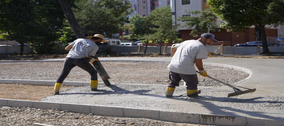 Kartal’da Parklar Yenileniyor, Yeşil Alan Hacmi Artıyor
