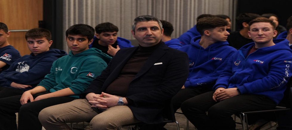 Kartal’ın Genç Mühendisleri Makina Hangar’da Buluştu: Hedef Dünya Sahnesi!