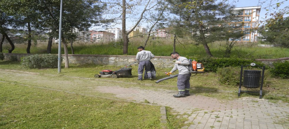 Kartal’ın Park ve Yeşil Alanları Yaza Hazırlanıyor