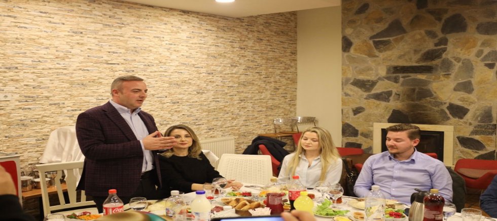 Melih Yıldız: “Bu Sofra Gündem İçin Değil, Vefa İçin”