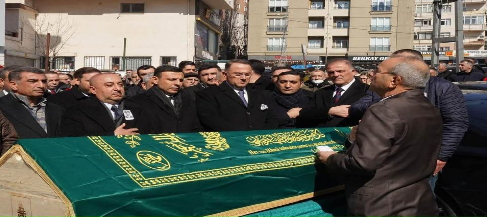 Metin Kaya’dan Duygusal Paylaşım: “Babam Benim, Ben Şimdi Büyümeye Başladım Biliyor musun?”