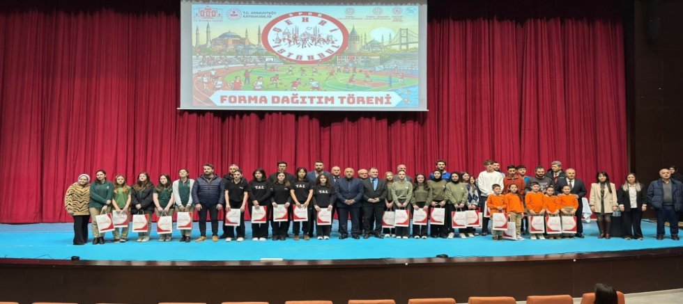 Milli Gurur Arnavutköy’de Büyüyor