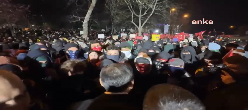 Özgür Çelik: 