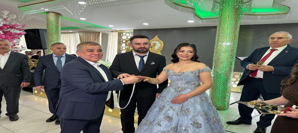 Ramis Topal, Esenyurt’ta Nişan Törenine Katıldı