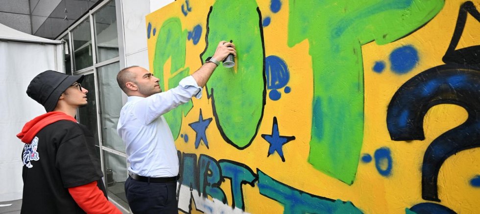 ŞEHRİN EN RENKLİ ETKİNLİĞİ: “SOKAK STİLİ GRAFFİTİ FESTİVALİ” GAZİOSMANPAŞA’DA GERÇEKLEŞTİ
