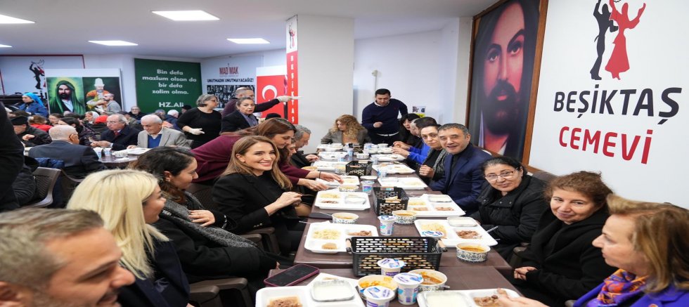 Silivri Marmara Cezaevi’nde tutuklu bulunan Beşiktaş Belediye Başkanı Rıza Akpolat’tan Hızır Lokması Verdi 