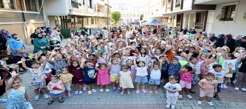 ‘SOKAKTA OYUN VAR’LA ÇOCUKLAR, YAZ BOYUNCA GELENEKSEL ÇOCUK OYUNLARIYLA BULUŞTU