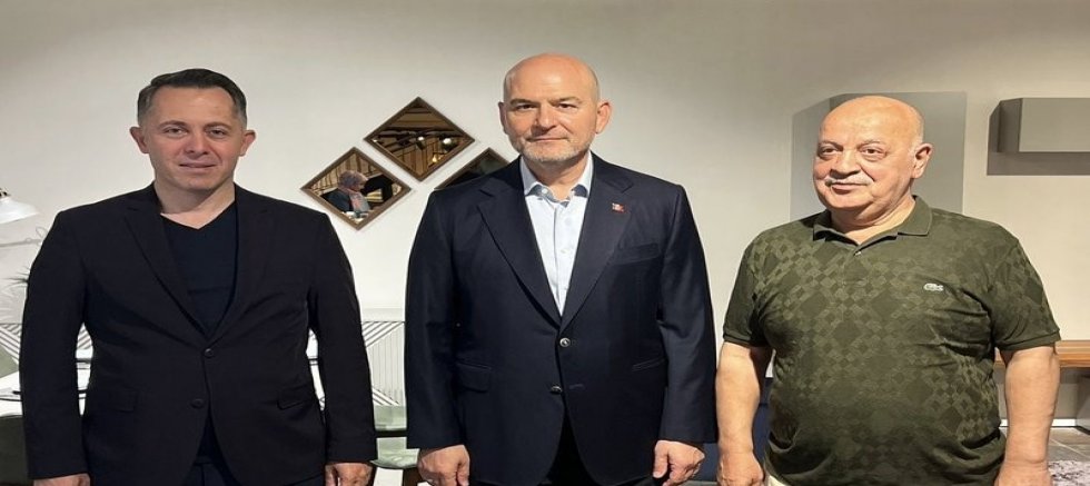Süleyman Soylu’dan Hac Ziyareti: Avcılar Teşkilatının İsimleriyle Bir Araya Geldi
