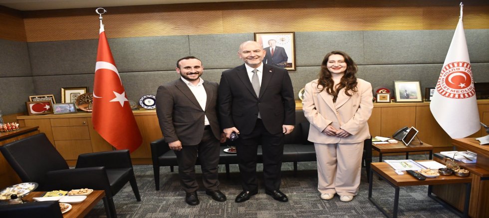 Süleyman Soylu TBMM’de Türkiye’nin Dört Bir Yanından Gelen Vatandaşları Ağırladı