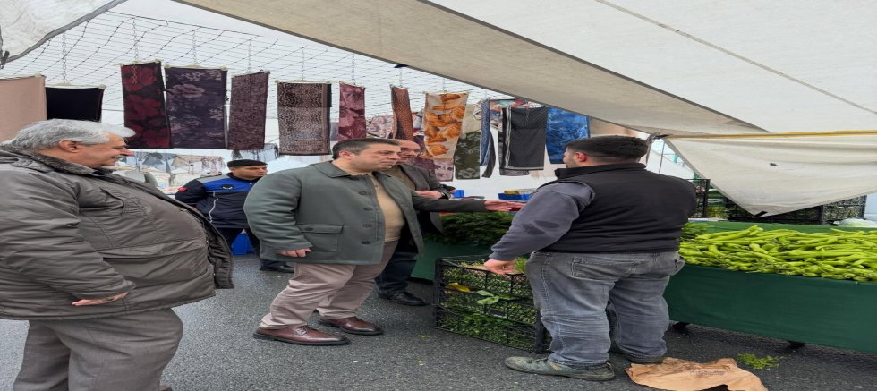 Sultangazi Belediye Başkan Yardımcısı Fatih Sultan Mehmet Çiçek’ten Pazarcı Esnafına Ziyaret