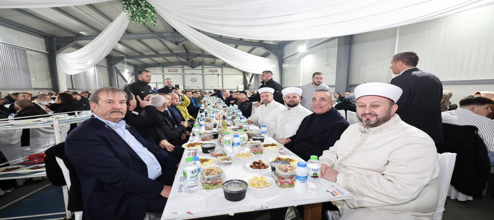 Sultangazi Belediye Başkanı Abdurrahman Dursun, Blagoevgrad’da Soydaşlarla İftar Sofrasında Buluştu