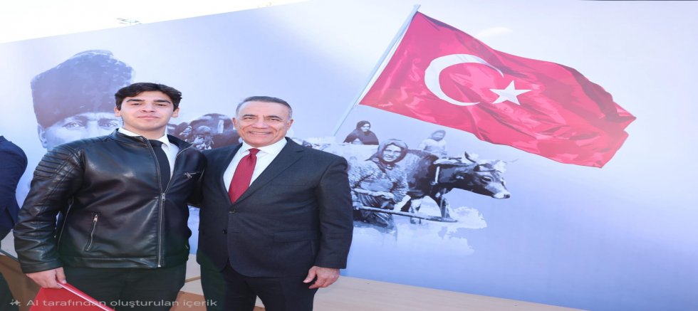 Sultangazi Belediye Başkanı Abdurrahman Dursun’dan 30 Ağustos Zafer Bayramı Mesajı