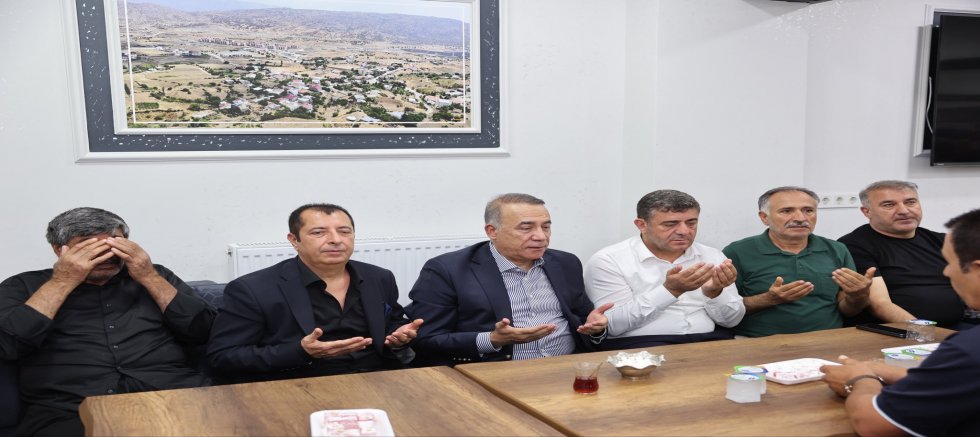 Sultangazi Belediye Başkanı Abdurrahman Dursun, Remziye Keskin’in Mevlidine Katıldı