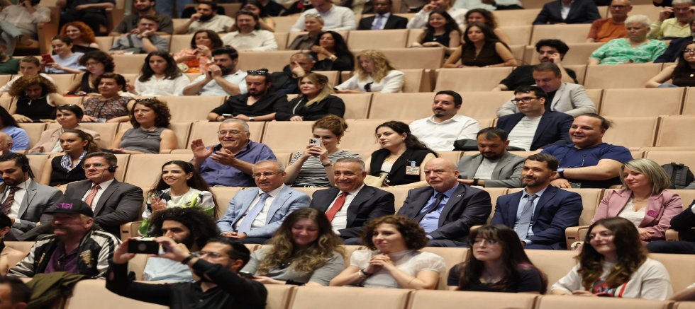Sultangazi Belediyesi Destekli Festivalde Dijital Sanat Rüzgarı