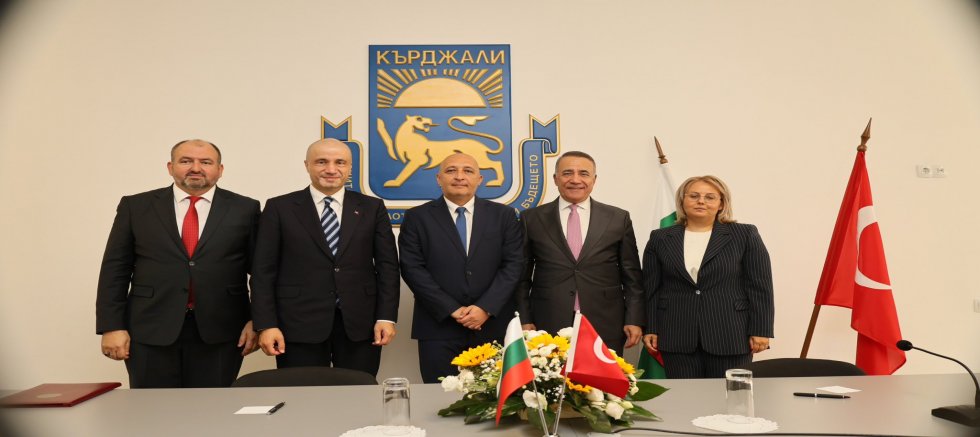 Sultangazi Belediyesi ile Kırcaali Belediyesi Arasında Kardeş Belediye Protokolü İmzalandı