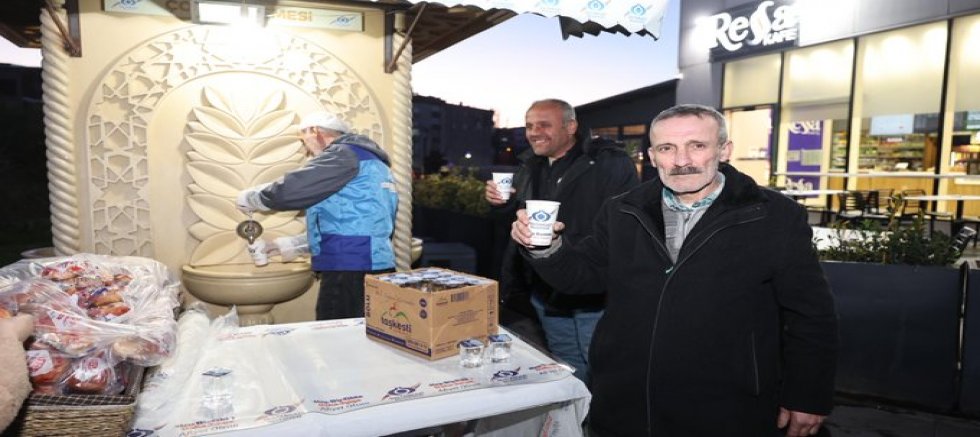 Sultangazi Belediyesi’nden Ramazan’da İftar Desteği: “İftara Yetişemedin mi? Sultangazi Belediyesi Yanında”