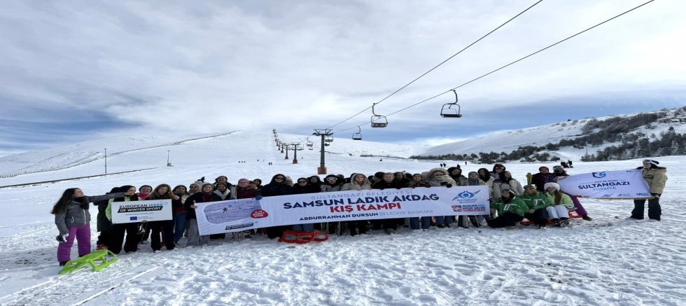 Sultangazi Belediyesi’nin Samsun Ladik Akdağ Kış Kampı’ndan Buz Gibi Görüntüler