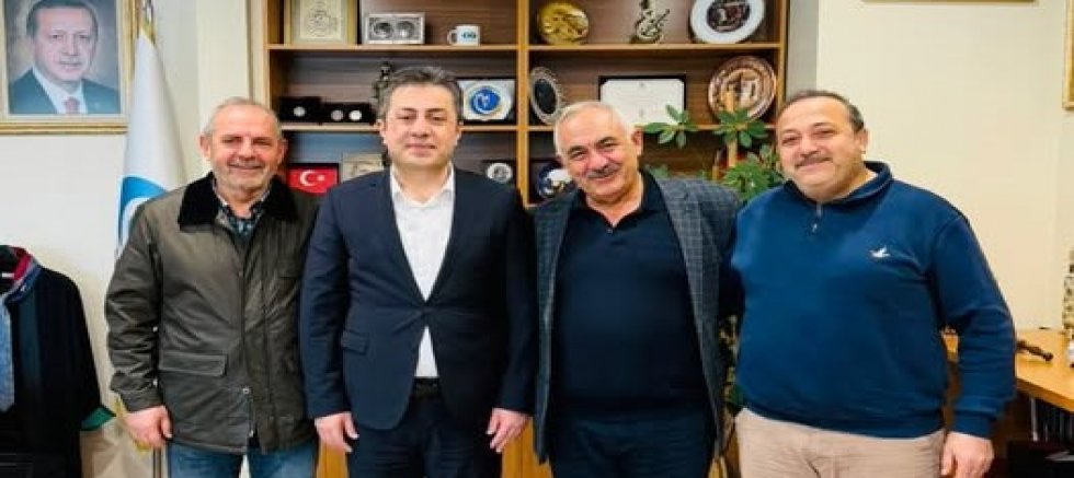 Sultangazi’de Anlamlı Ziyaret: Derbent Köyü Derneği’nden Belediye Başkan Yardımcısı Çiçek’e Ziyaret