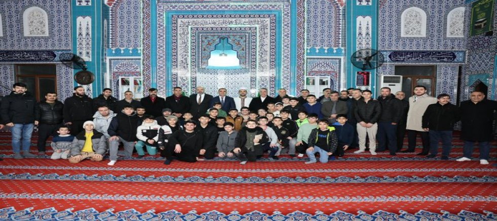 Sultangazi’de Berat Kandili Manevi Atmosferde İdrak Edildi