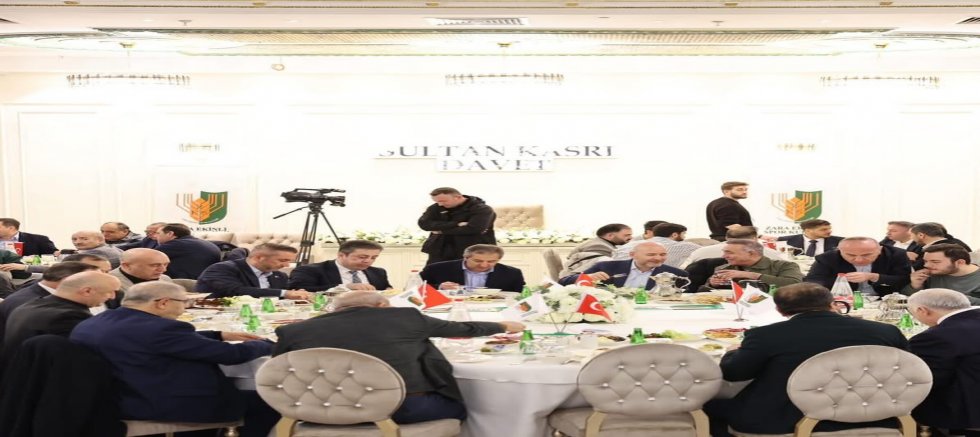 Sultangazi’de Birlik Sofrası: Fatih Sultan Mehmet Çiçek, Süleyman Soylu ve Abdurrahman Dursun Zara Ekinli Spor Kulübü İftarında Buluştu