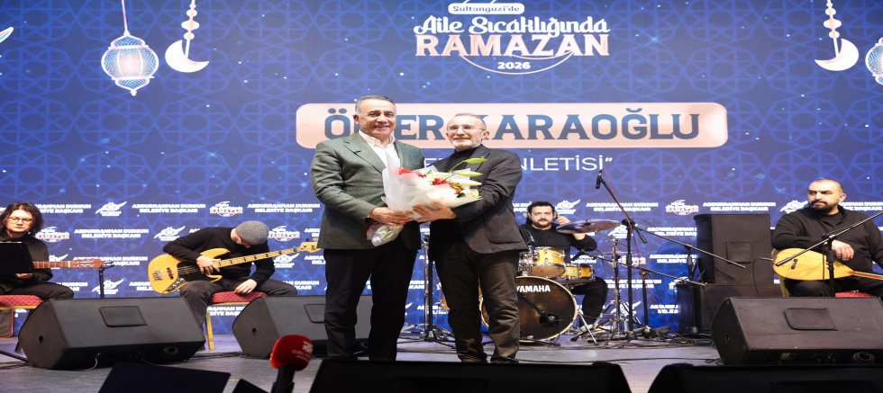 Sultangazi’de Ramazan Coşkusu: Başkan Abdurrahman Dursun, Ömer Karaoğlu Konserinde Vatandaşlarla Buluştu