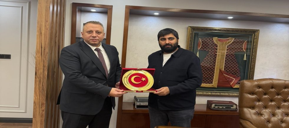 Sultangazi Emniyet Müdürlüğü’nden Dostlar İnşaat Ailesine Teşekkür Plaketi