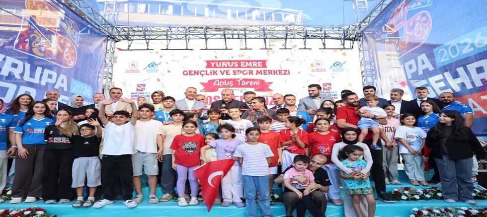 Sultangazi Yunus Emre Gençlik ve Spor Merkezi Açıldı: Bakan Osman Aşkın Bak Açılışa Katıldı