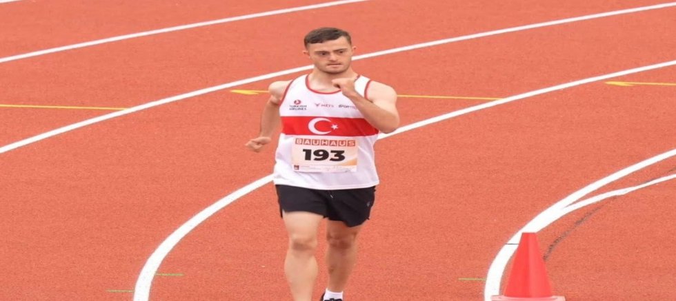 Sultangazili Milli Sporcu Dünya Şampiyonu!