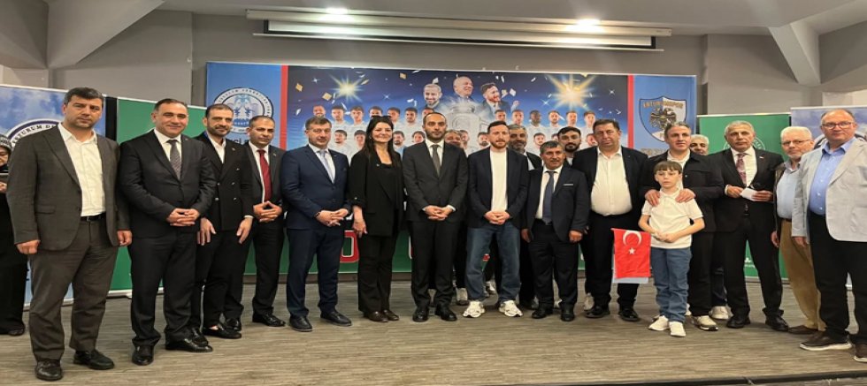 Süper Lig’e çıkan Erzurumspor’a AYNE Plastik firmasından 1 Milyon lira bağış!..