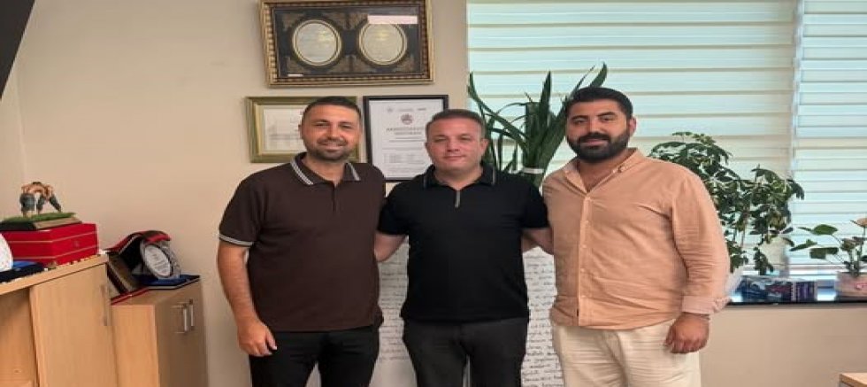 Tahir Burak Ateş’ten Sultangazi Belediye Başkan Yardımcısı Mustafa Yiğit’e Hayırlı Olsun Ziyareti